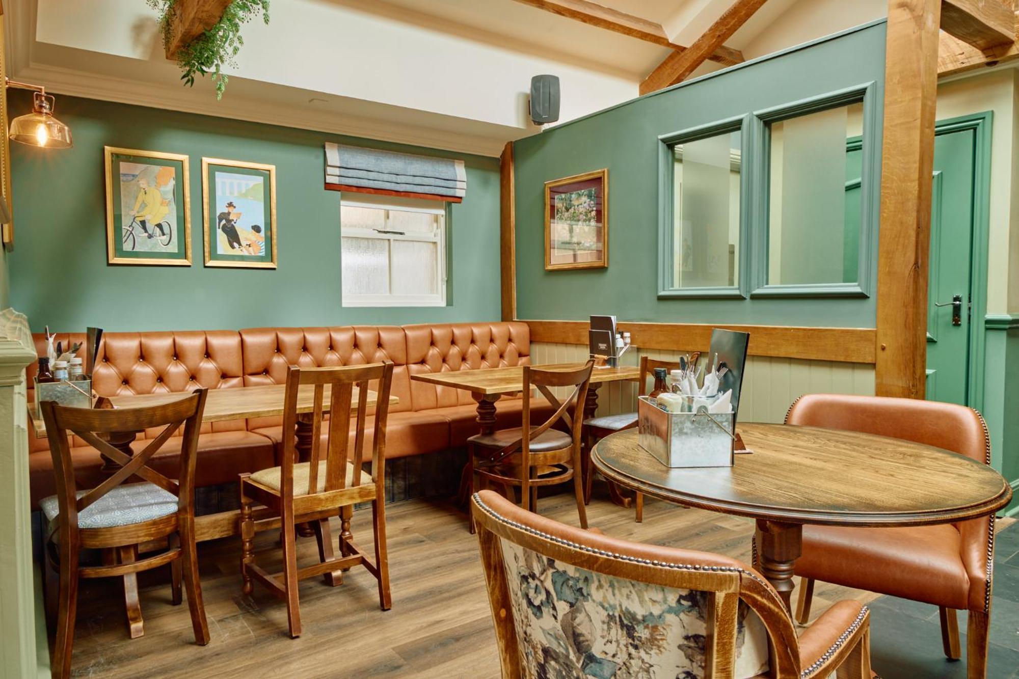The Pennine Inn 커크비 스티븐 외부 사진